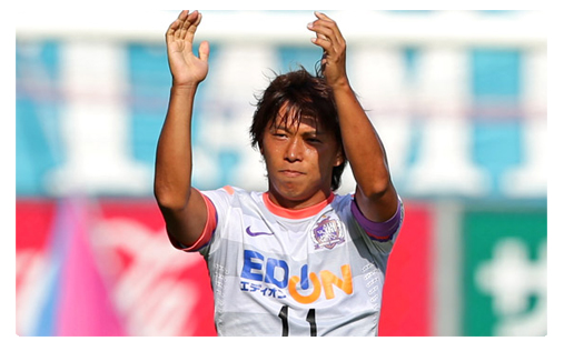 Sanfrecce Hiroshima Sato, auteur du but du week-end, et le SanFre se rapprochent