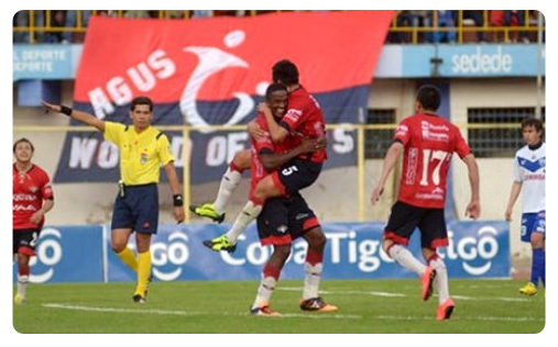 Jorge Wilstermann s'impose face à San José mais le Santo reste sa principale menace