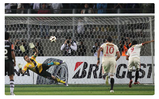 Ruidiaz ouvre le score, Universitario lâche Vasco