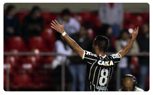 Renato Augusto donne la première manche au Timão