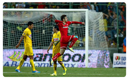 Toluca souffre mais vire en tête après la demi-finale aller