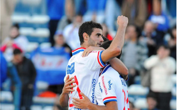 Le Nacional s'installe en tête