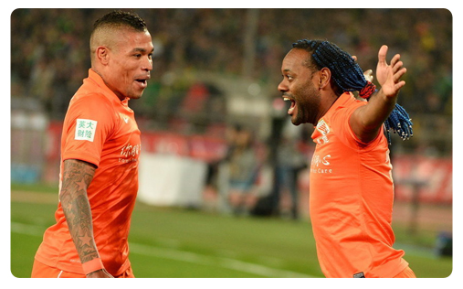 Vagner Love coule Beijing