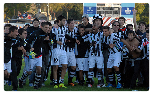 Montevideo Wanderers Montevideo Wanderers : premier titre professionnel de son histoire