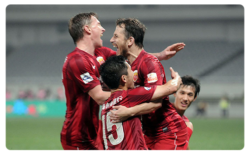 Shanghai East Asia s'empare de la tête de la Chinese Super League